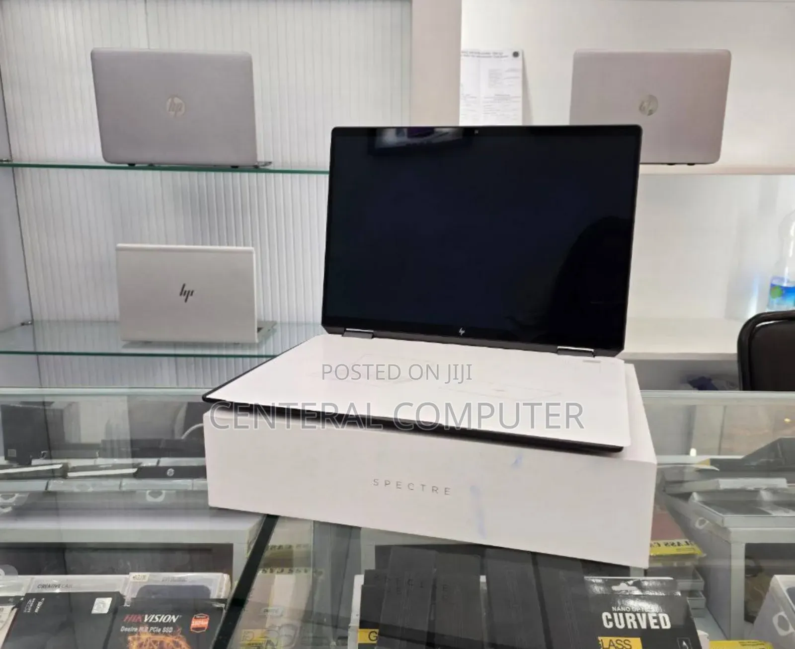 New Laptop HP 14-Dq2031tg 16GB Intel Core I7 SSD 512GB