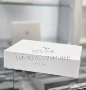 New Laptop HP 14-Dq2031tg 16GB Intel Core I7 SSD 512GB