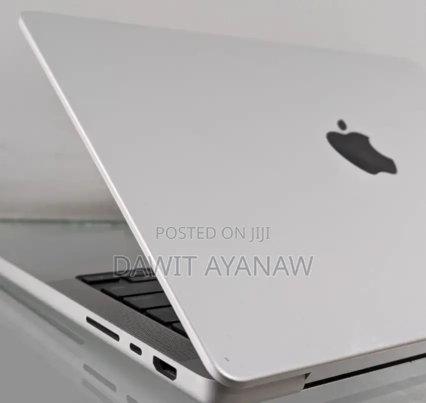 New Laptop Apple MacBook Pro 2021 M1 16GB Apple M1 Pro SSD 512GB