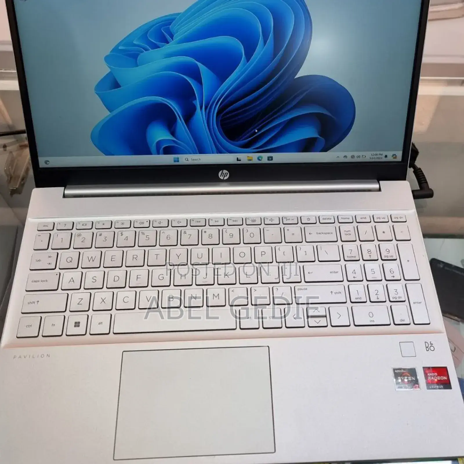 New Laptop HP Pavilion 15 16GB AMD Ryzen 7 SSD 512GB