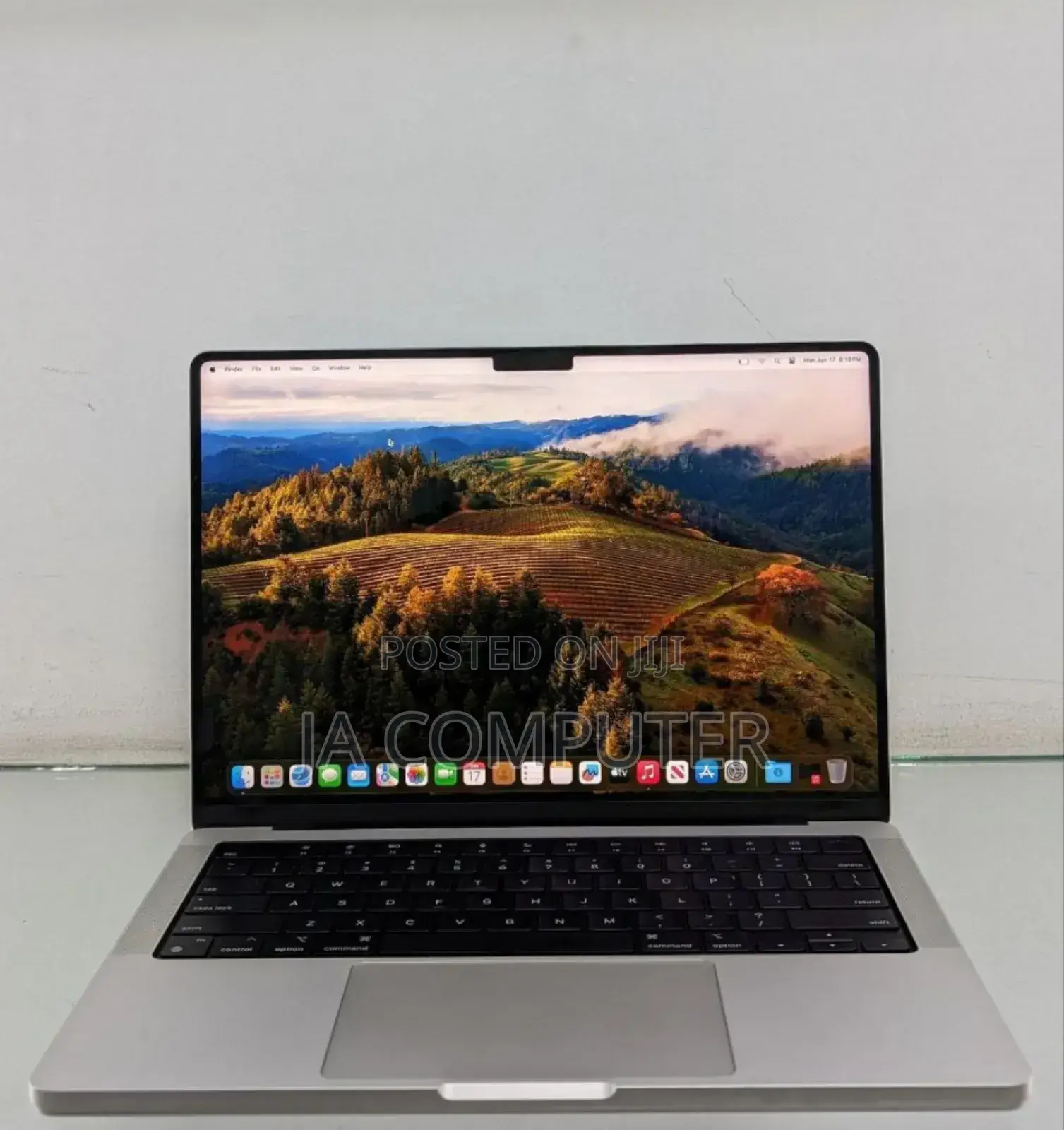 New Laptop Apple MacBook Pro 2021 M1 16GB Apple M1 SSD 512GB