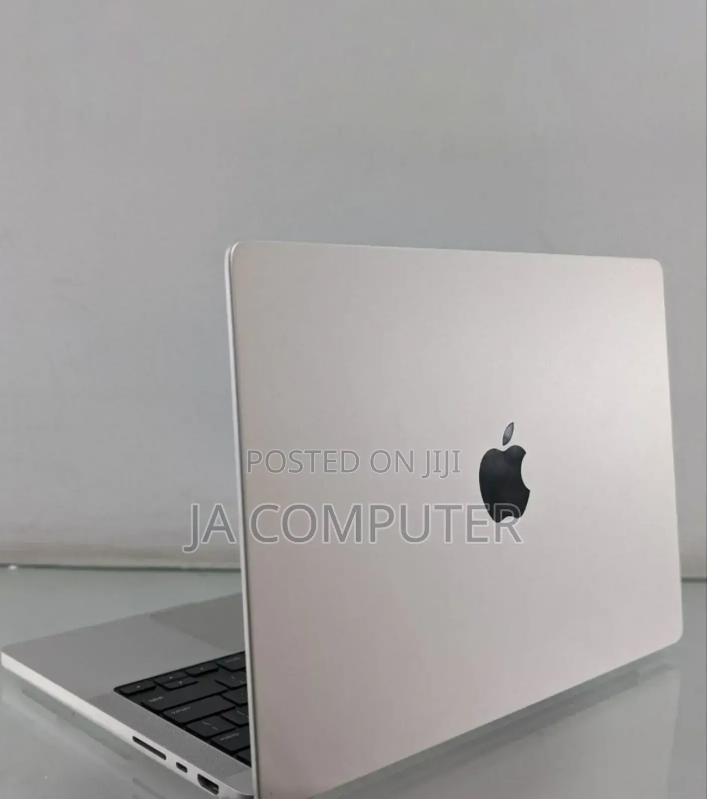 New Laptop Apple MacBook Pro 2021 M1 16GB Apple M1 SSD 512GB