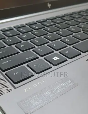 New Laptop HP ZBook Studio 32GB Intel Core I7 SSD 512GB