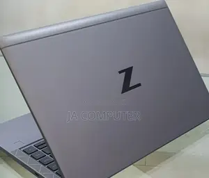 New Laptop HP ZBook Studio 32GB Intel Core I7 SSD 512GB