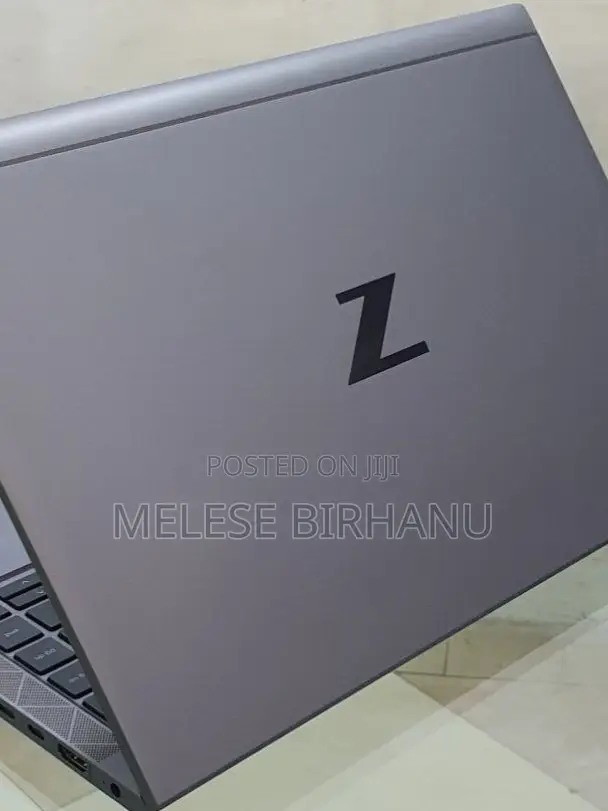 New Laptop HP Zbook Studio G7 32GB Intel Core I7 SSD 512GB