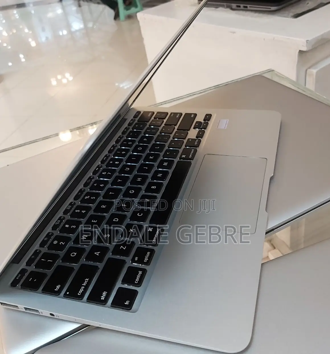 New Apple MacBook Air 2014 4GB Intel Core I5 SSHD (Hybrid) 128GB