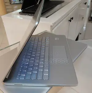 New Laptop HP Stream Notebook 8GB Intel Core I5 SSD 256GB