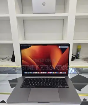 New Laptop Apple MacBook Air 2022 M2 8GB Apple M2 SSD 512GB