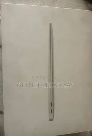 New Laptop Apple MacBook Air 2018 8GB Intel Core I5 SSD 256GB