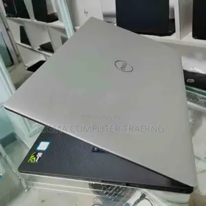 New Laptop Dell XPS 15 32GB Intel Core I7 SSD 1T