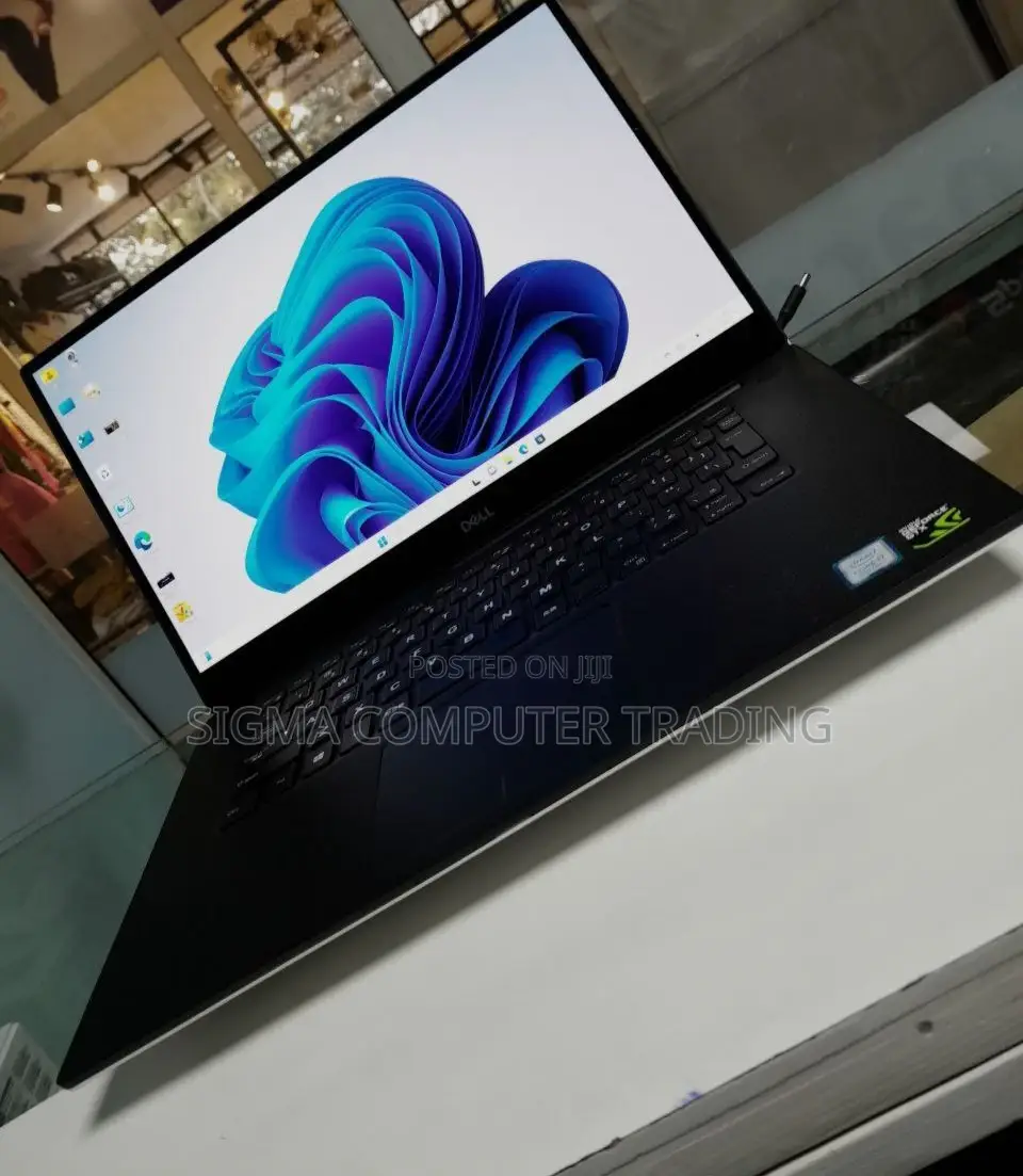 New Laptop Dell XPS 15 32GB Intel Core I7 SSD 1T