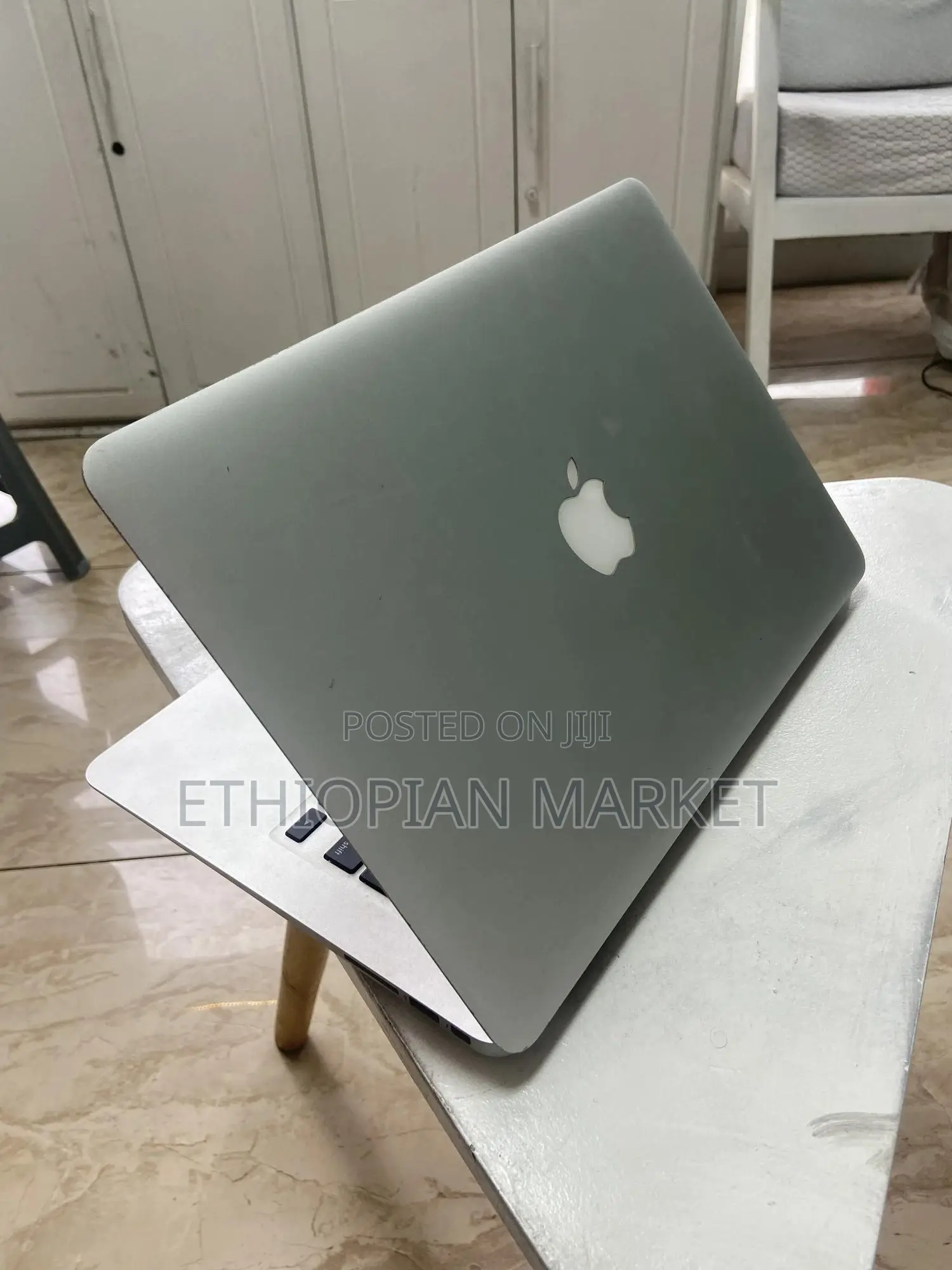 Laptop Apple MacBook Air 4GB Intel Core I5 SSD 128GB