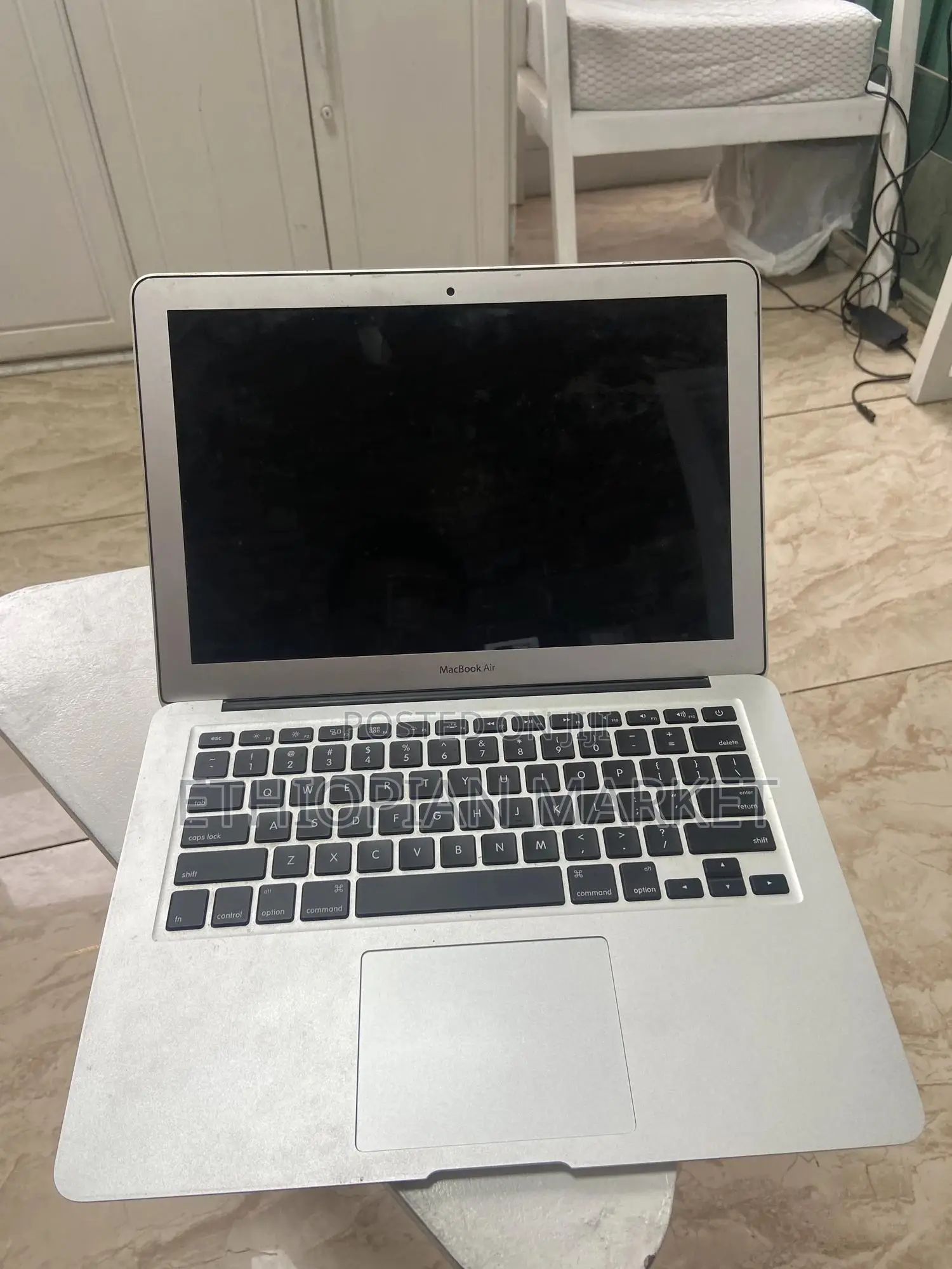 Laptop Apple MacBook Air 4GB Intel Core I5 SSD 128GB
