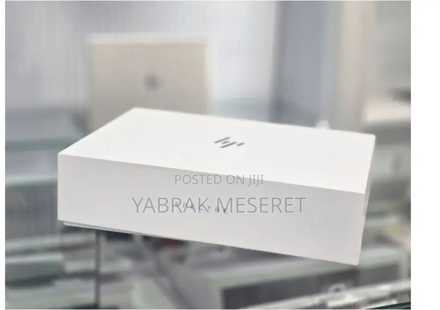 New Laptop HP Spectre X360 16GB Intel Core I7 SSD 1T