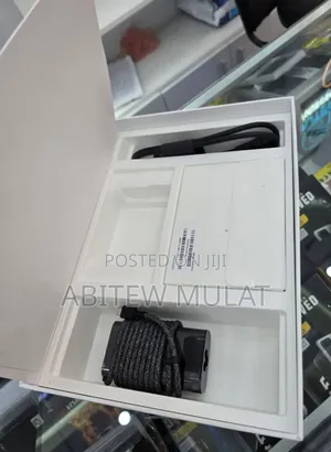 New Laptop HP Spectre X360 16GB Intel Core I7 SSD 1T