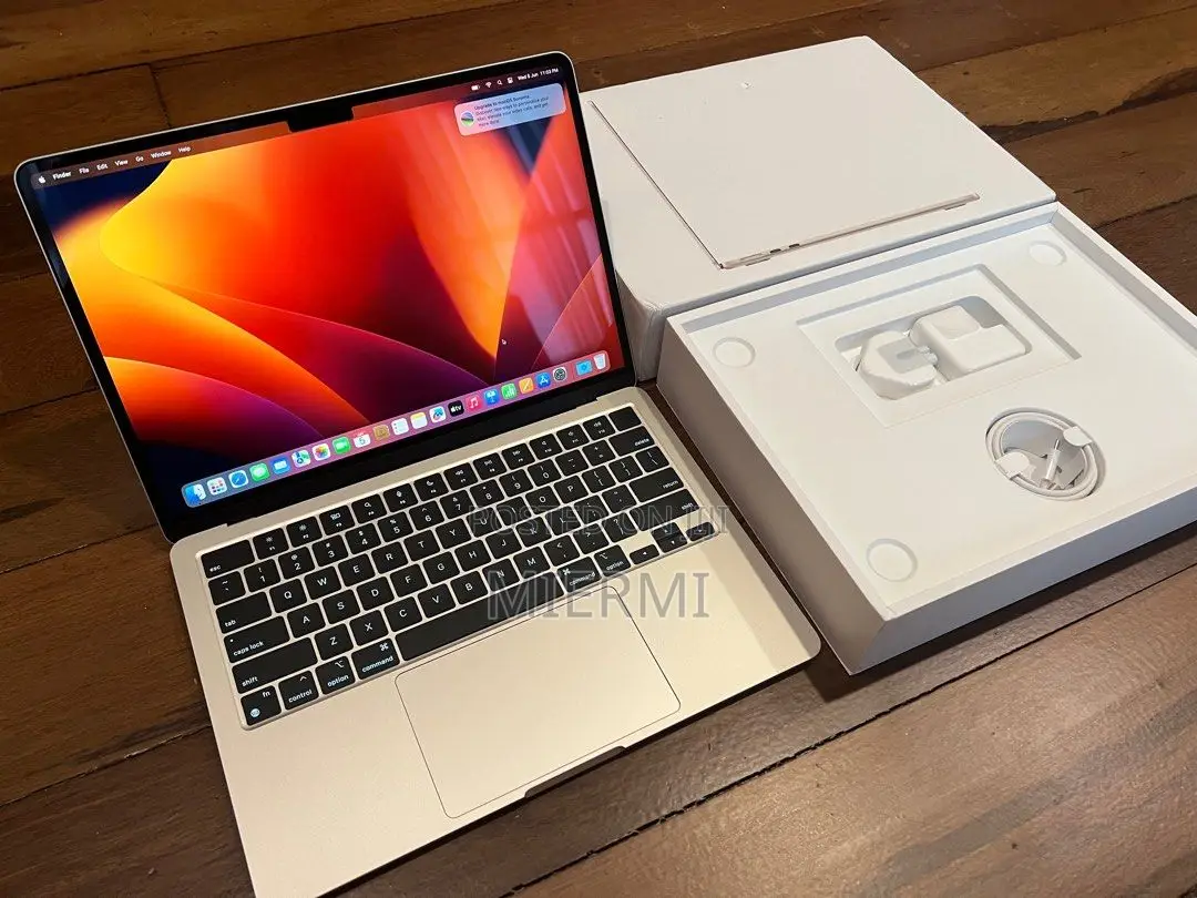 New Laptop Apple MacBook Air 2022 M2 8GB Apple M2 SSHD (Hybrid) 256GB