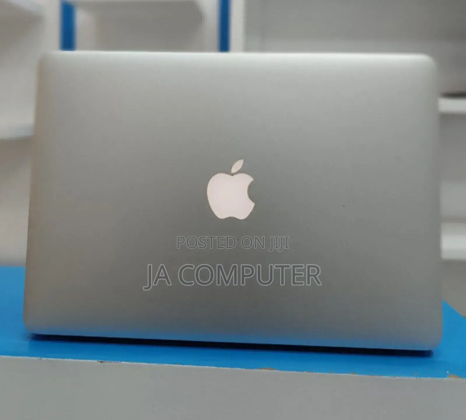 New Laptop Apple MacBook Air 2015 4GB Intel Core I5 SSD 500GB