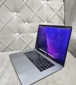 New Laptop Apple MacBook Pro 2016 16GB Intel Core I7 SSD 256GB