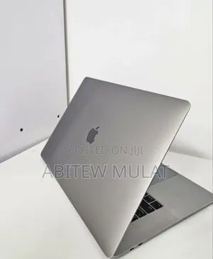 New Laptop Apple MacBook Pro 2016 16GB Intel Core I7 SSD 256GB