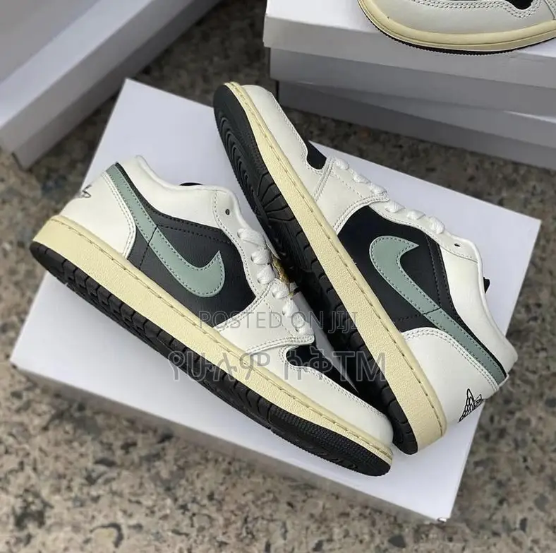 Original Nike Air Jordan 1 Low ‘Jade Smoke’ Shoes