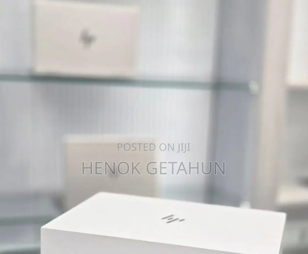 New Laptop HP Spectre 16GB Intel Core I5 SSD 1T