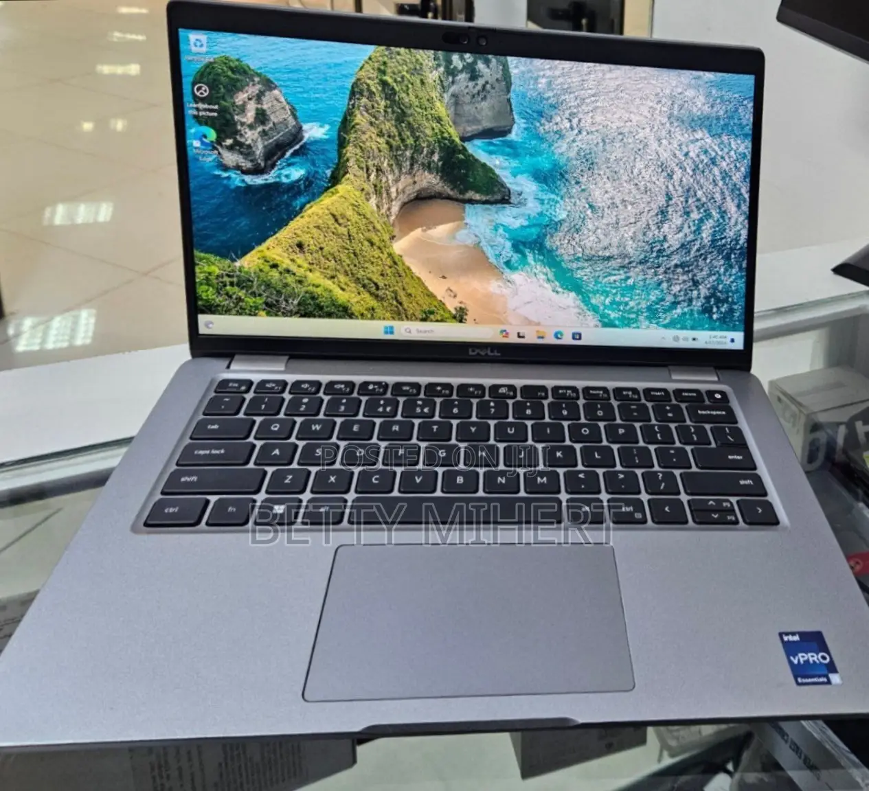 New Laptop Dell Latitude 5440 16GB Intel Core I5 SSD 256GB