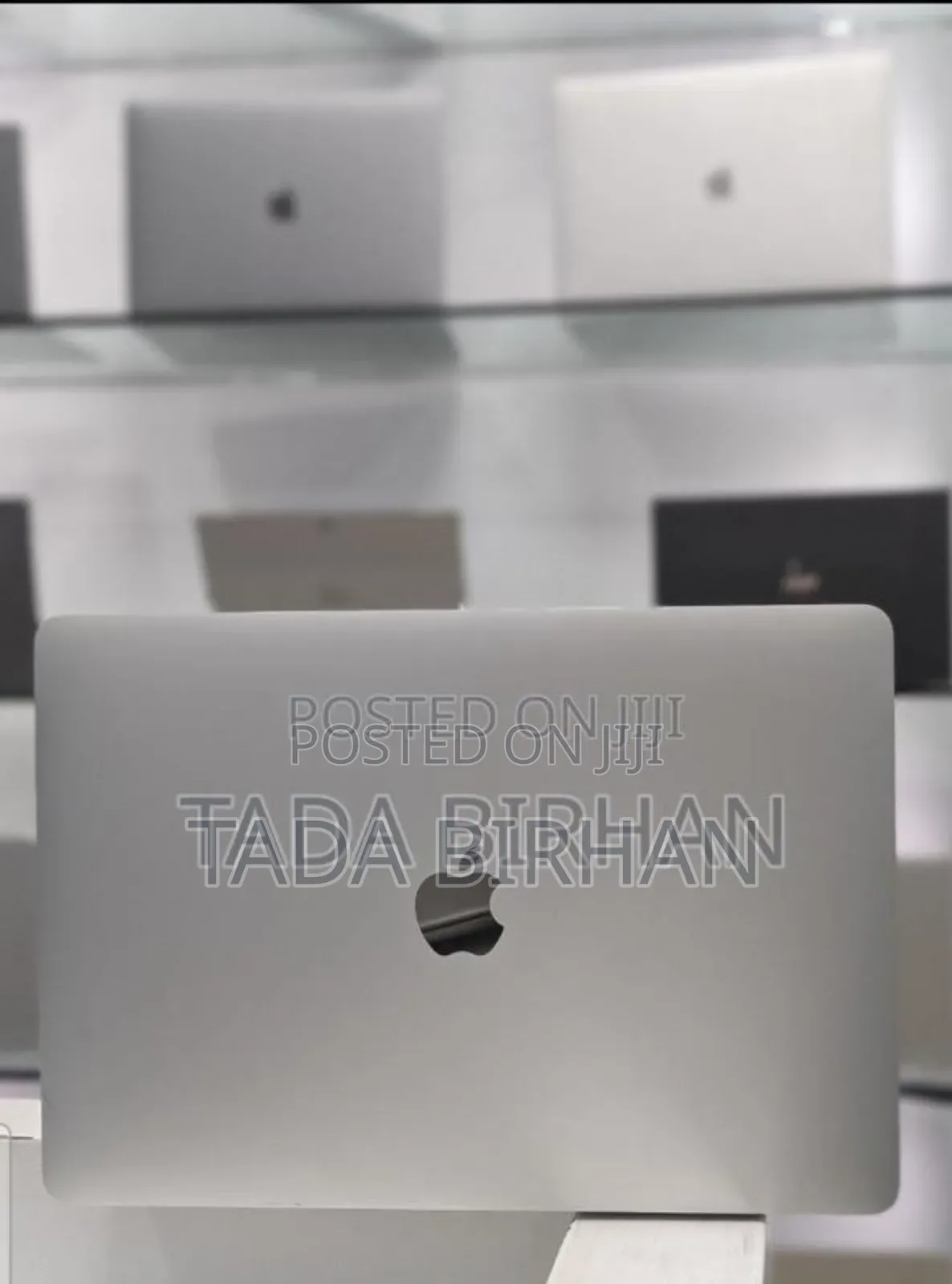 New Laptop Apple MacBook Pro 2019 8GB Intel Core i7 SSD 512GB