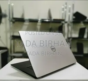 Photo - New Laptop Dell Latitude 5310 8GB Intel Core i7 SSD 512GB