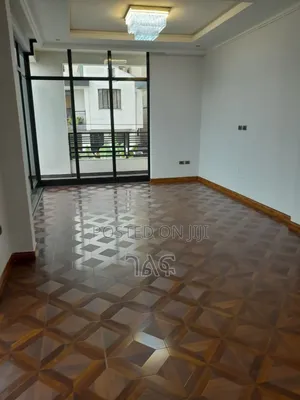 7bdrm House in የሚሸጥ G+3 ቤት ፊጋ 210, Bole for sale