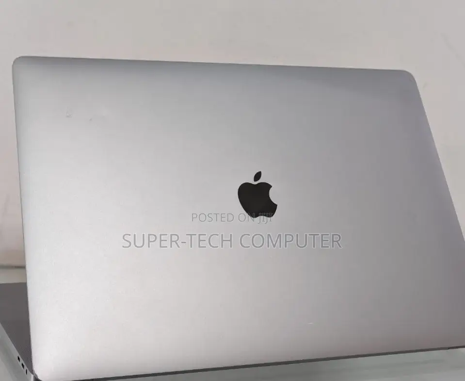 New Laptop Apple MacBook Pro 2019 16GB Intel Core I7 SSD 512GB