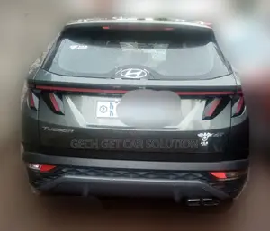 Hyundai Tucson 2022 Green