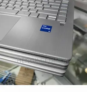 New Laptop HP Pavilion 15 8GB Intel Core I5 SSD 512GB