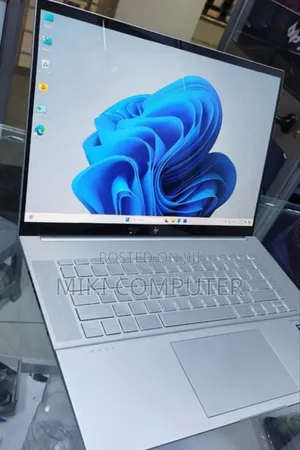 New Laptop HP Envy X360 16GB Intel Core I9 SSD 512GB