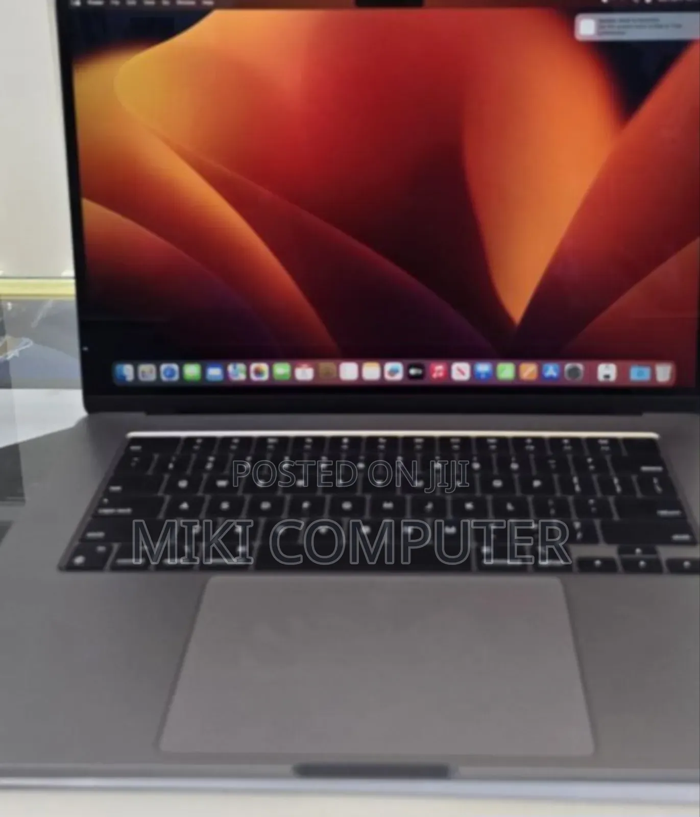 New Laptop Apple MacBook Air 2022 M2 8GB Intel SSD 512GB