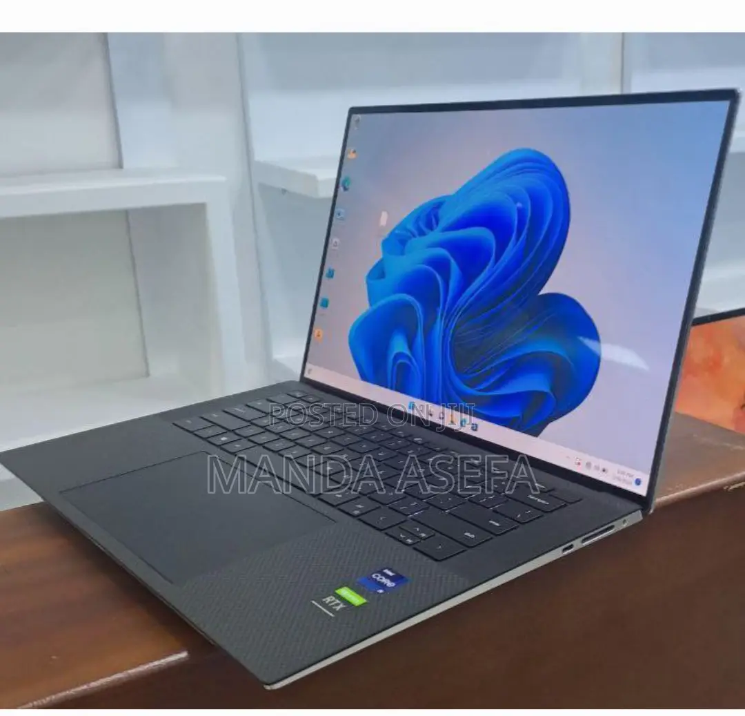 New Laptop Dell XPS 15 32GB Intel Core I9 SSD 2T