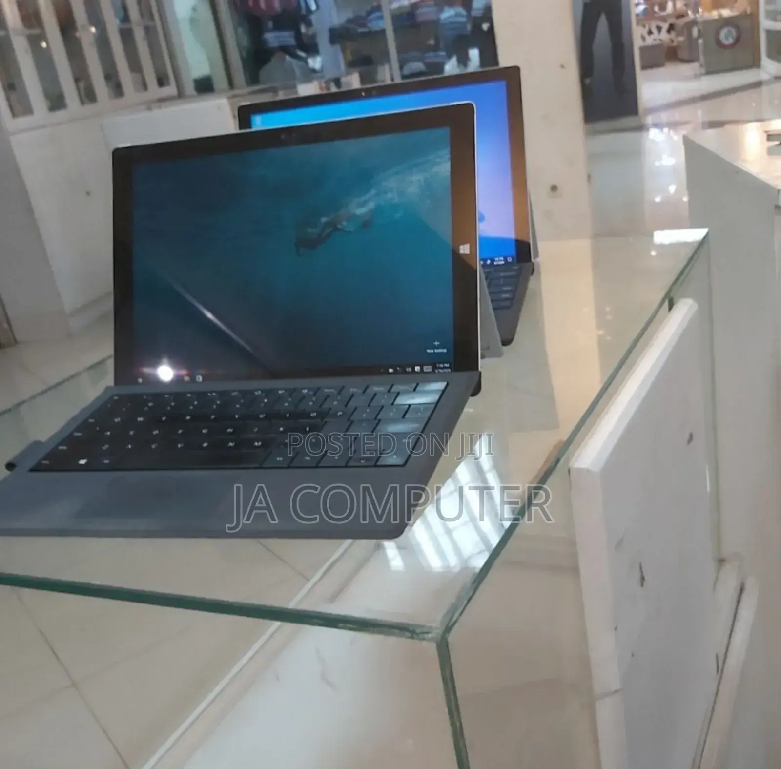 New Laptop Microsoft Surface Pro 4 4GB Intel Core I5 SSD 128GB