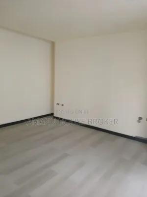 3bdrm Apartment in አራት ኪሎ አከባቢ, Arada for sale