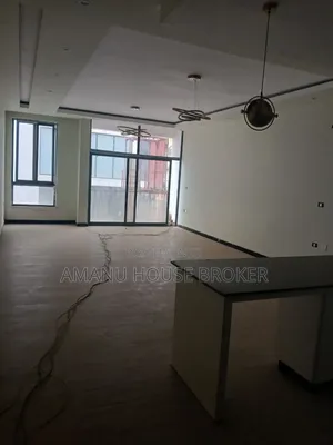 3bdrm Apartment in አራት ኪሎ አከባቢ, Arada for sale
