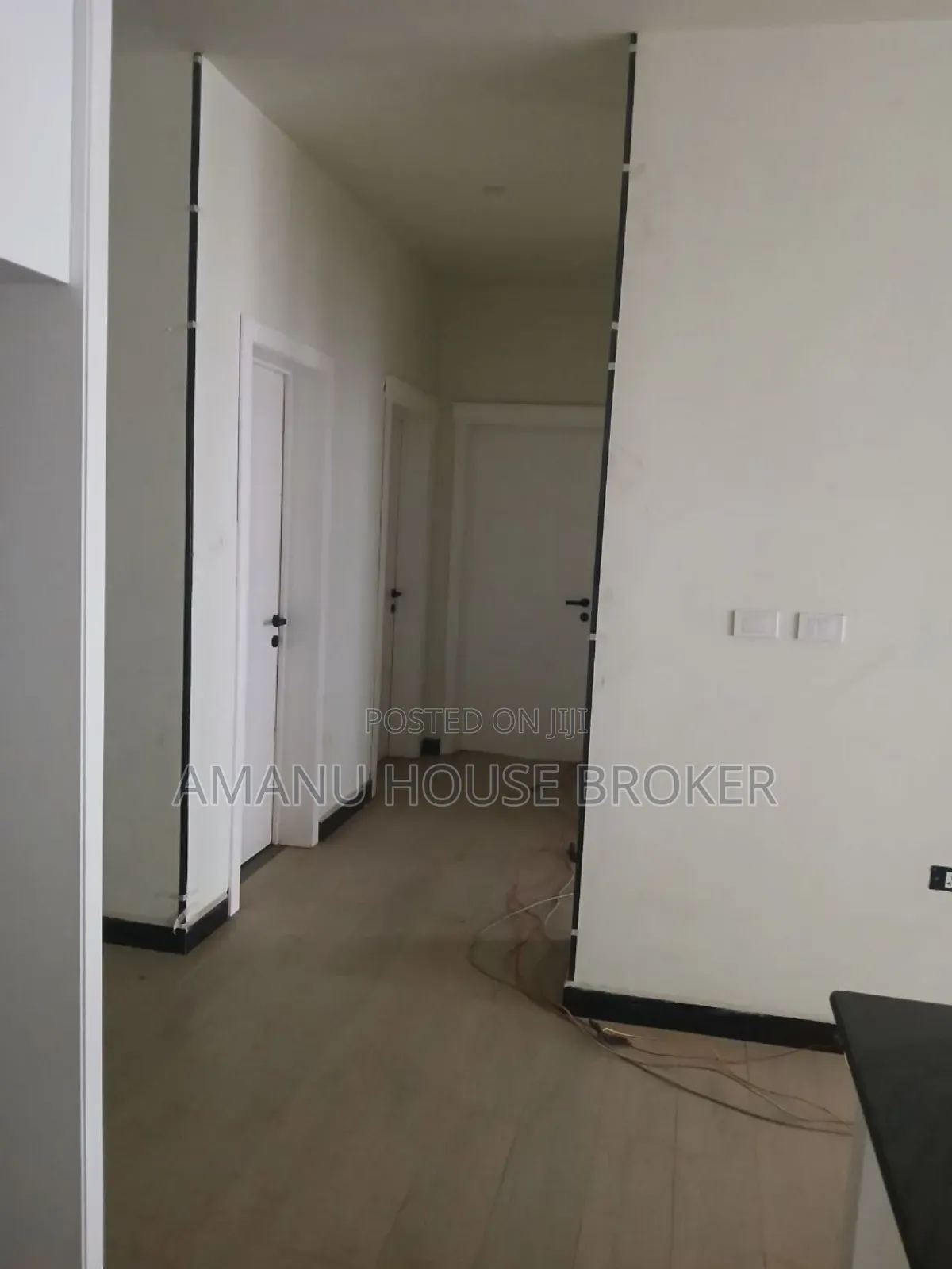 3bdrm Apartment in አራት ኪሎ አከባቢ, Arada for sale