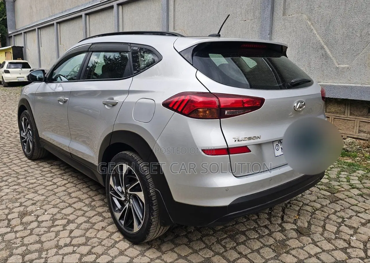 Hyundai Tucson 2018 Silver
