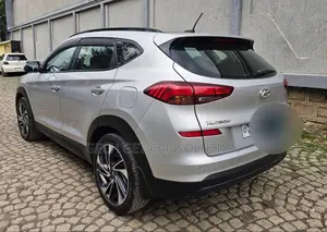 Hyundai Tucson 2018 Silver