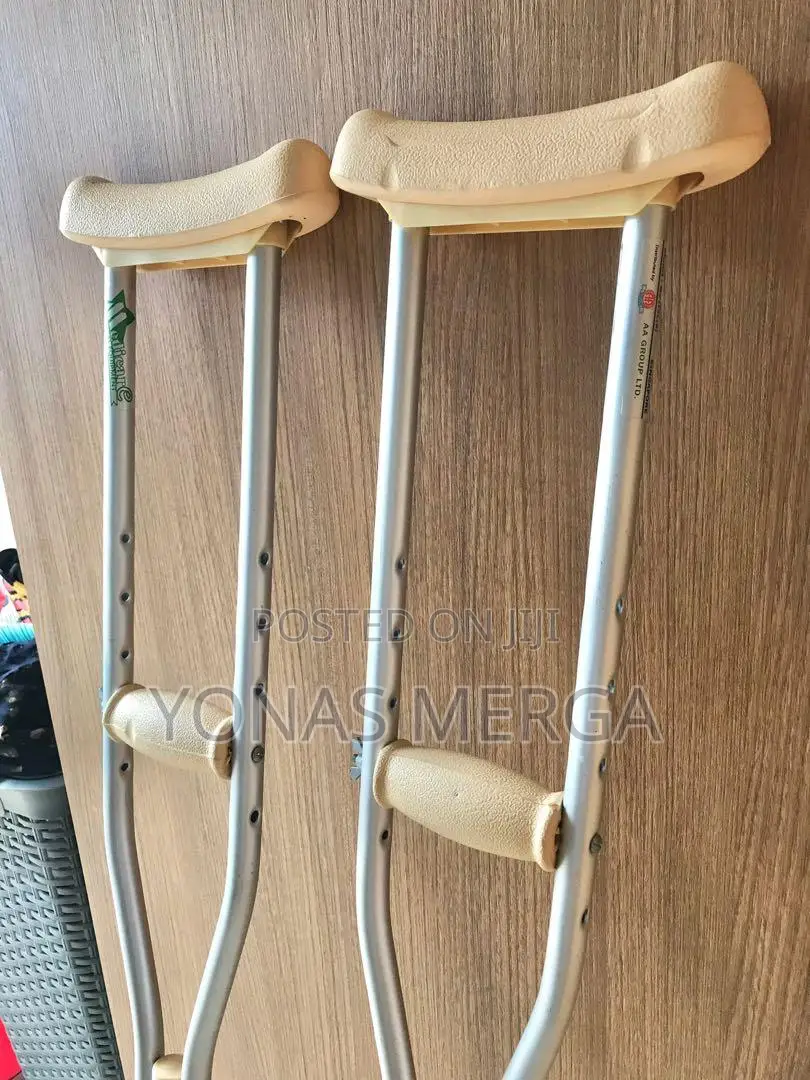 Crutches- Cranch/Lightweight, Sturdy, Feature Comfortable