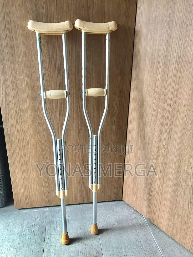 Crutches- Cranch/Lightweight, Sturdy, Feature Comfortable