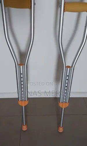Crutches European Standard踩cranch喎kranch *Crutches"'ክራንች=+