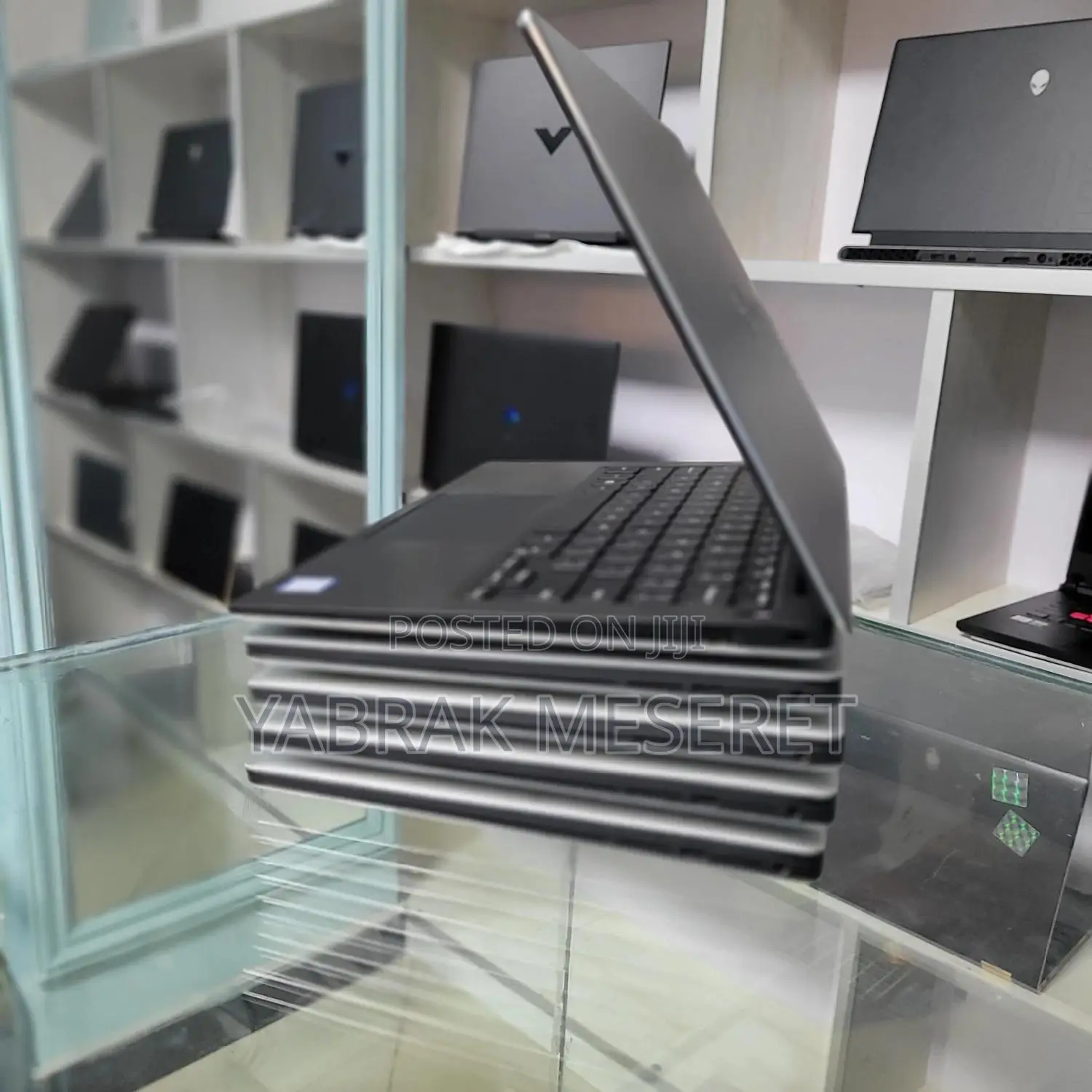 New Laptop Dell XPS 15 16GB Intel Core i7 SSD 512GB