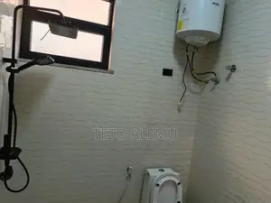 3bdrm House in የሚሸጥ መላኩ አያት, Yeka for sale