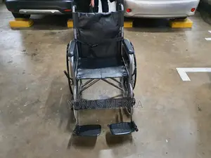 Photo - WHEELCHAIR BRAND New叩standard咖wheelchair Chrome埗wheelchair