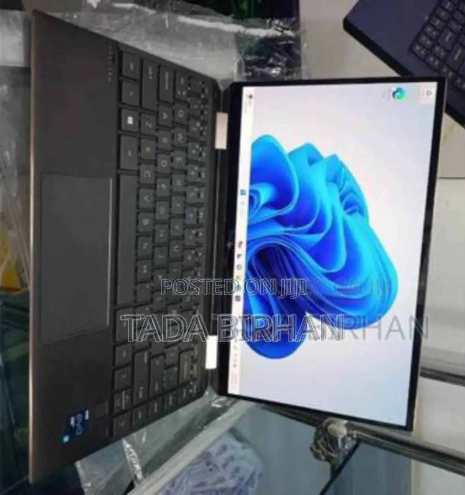 New Laptop HP Spectre 8GB Intel Core i5 SSD 512GB