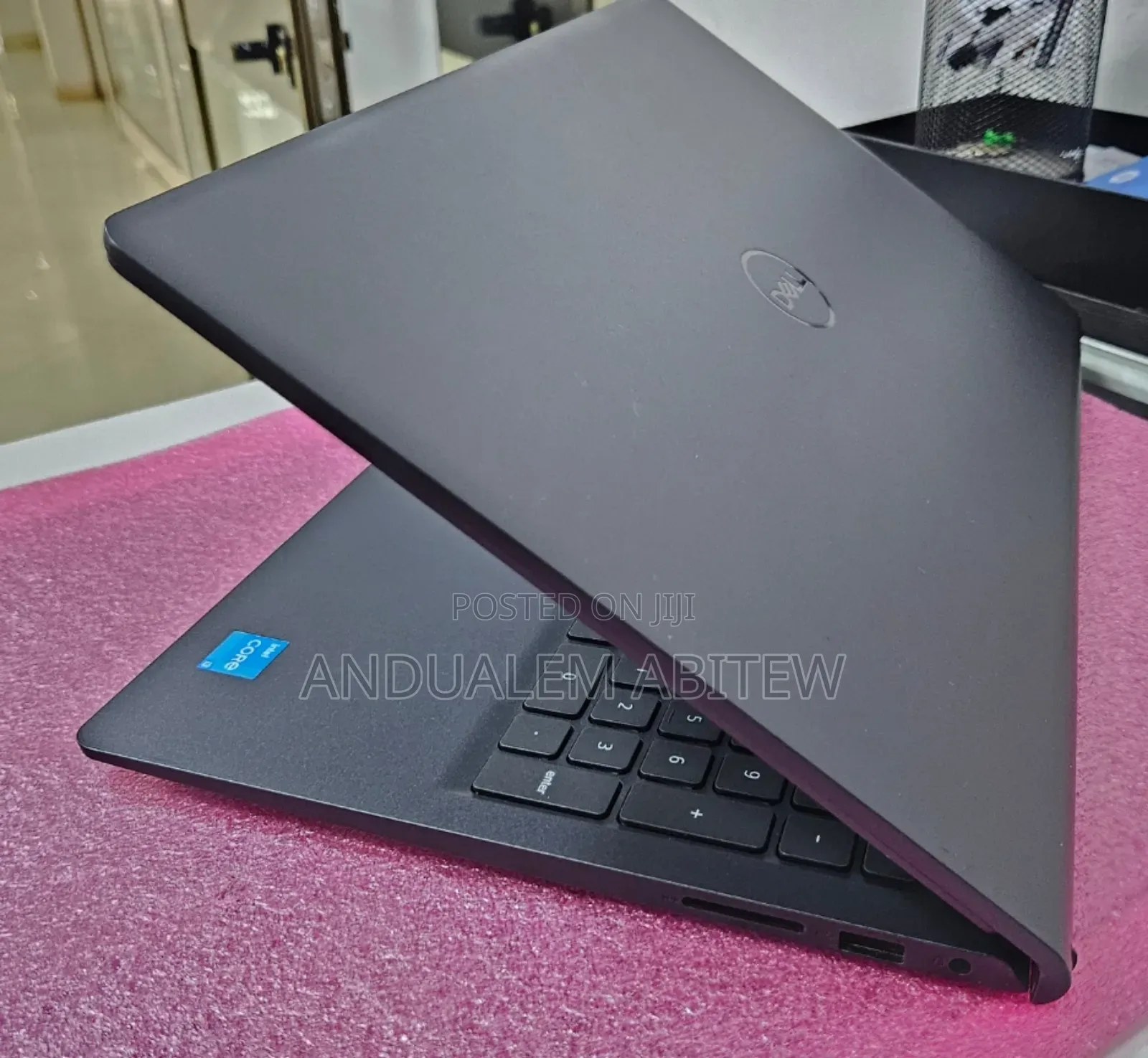 New Laptop Dell Inspiron 15 8GB Intel Core I3 SSD 256GB