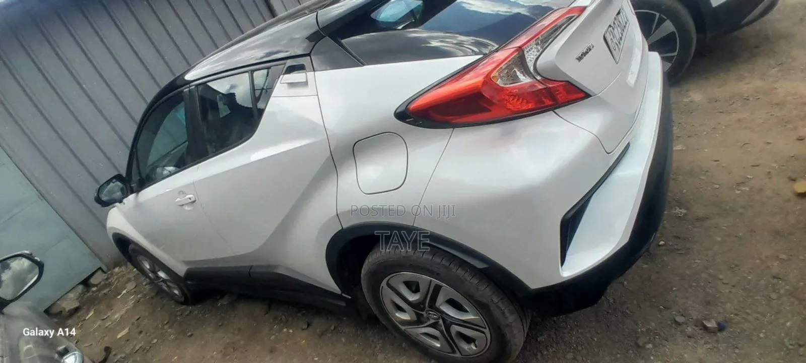 Toyota C-HR 2022 White